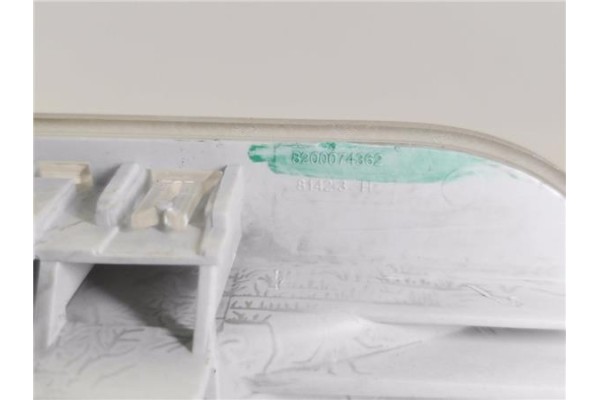 Recambio de luz interior techo para dacia sandero ii 1.2 ambiance referencia OEM IAM 8200074362  