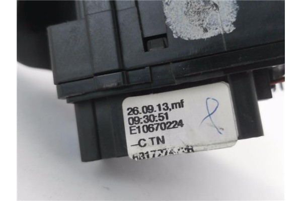 Recambio de mando limpiaparabrisas para dacia sandero ii 1.2 ambiance referencia OEM IAM E10670224  