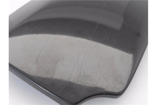 Recambio de tapa exterior combustible para dacia sandero ii 1.2 ambiance referencia OEM IAM 8200389403  