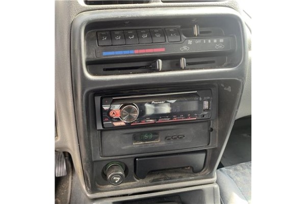 Recambio de consola para suzuki vitara (se/sf/et) 1.6 i 16v (et, ta02) referencia OEM IAM 7446177E005ES  