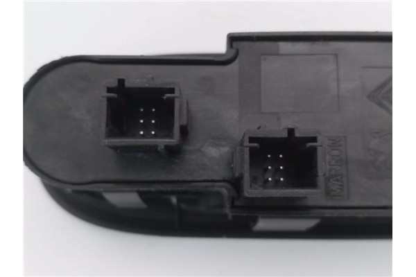 Recambio de mando elevalunas delantero izquierdo para peugeot 308 1.6 confort referencia OEM IAM 96644917XT  