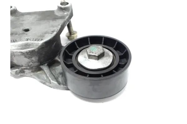 Recambio de tensor correa distribucion para peugeot 205 berlina referencia OEM IAM 825809  