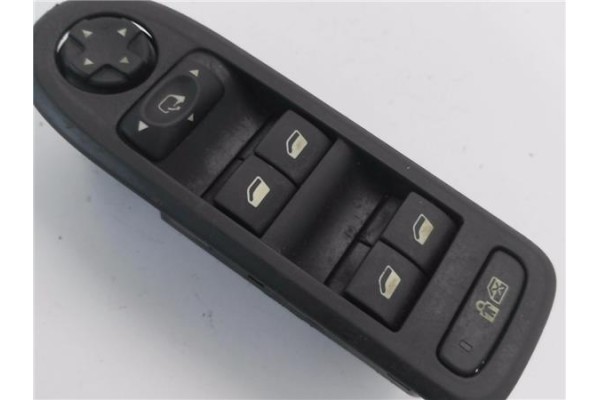 Recambio de mando elevalunas delantero izquierdo para peugeot 308 1.6 confort referencia OEM IAM 96644917XT  