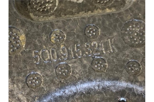 Recambio de soporte bateria para volkswagen golf vii berlina (bq1/be2) 1.6 sport referencia OEM IAM 5Q0915321K  