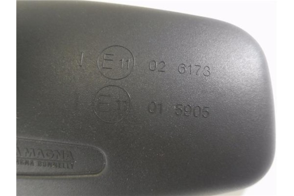 Recambio de retrovisor interior para peugeot 308 1.6 confort referencia OEM IAM 96813517XT E11026173 