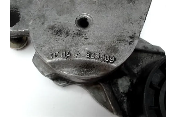 Recambio de tensor correa distribucion para peugeot 205 berlina referencia OEM IAM 825809  