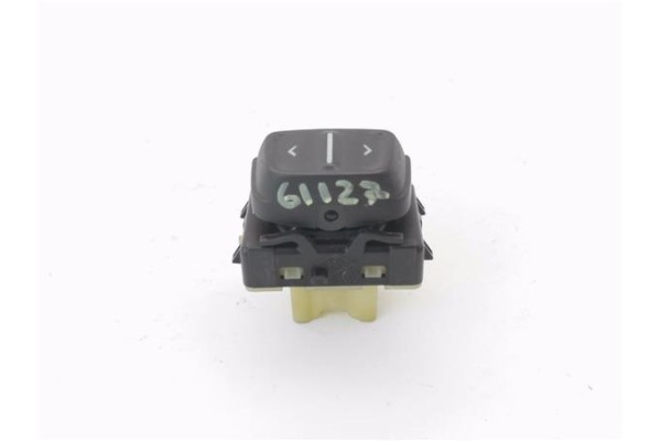 Recambio de mando elevalunas delantero derecho para dacia sandero ii 1.2 ambiance referencia OEM IAM 254214937R  