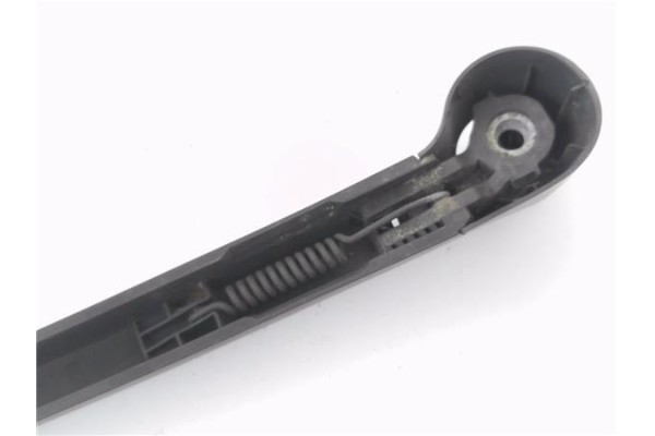 Recambio de brazo limpiaparabrisas trasero para volkswagen golf v (1k1) 1.9 tdi referencia OEM IAM 6Q6955707A  