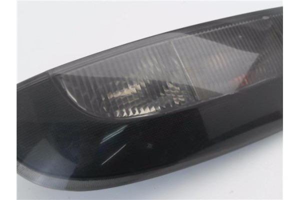 Recambio de piloto trasero derecho para opel corsa c 1.3 cdti referencia OEM IAM 89307501  