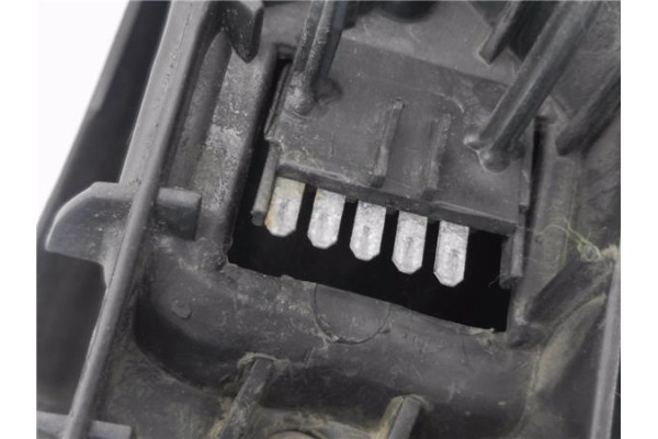 Recambio de piloto trasero izquierdo para opel corsa c 1.3 cdti referencia OEM IAM 89307491  