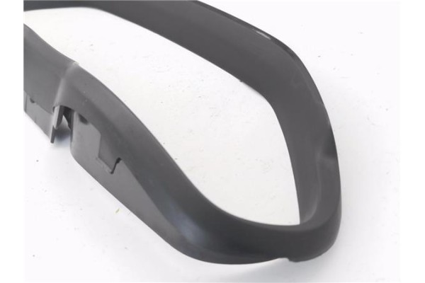 Recambio de embellecedor cuadro instrumentos para peugeot 208 1.2 access referencia OEM IAM 9673859177  