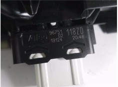 Recambio de mando elevalunas delantero derecho para peugeot 208 1.2 access referencia OEM IAM 96751118ZD  