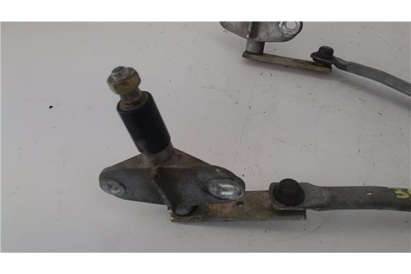 Recambio de motor limpiaparabrisas delantero para peugeot 205 ii (20a/c) 1.1 referencia OEM IAM 640562  