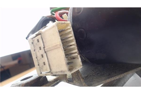 Recambio de motor limpiaparabrisas delantero para peugeot 205 ii (20a/c) 1.1 referencia OEM IAM 640562  