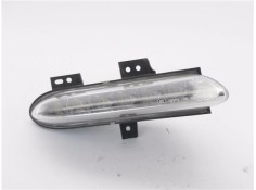 PILOTO LED DEFENSA DELANTERO DERECHO 266003179R 