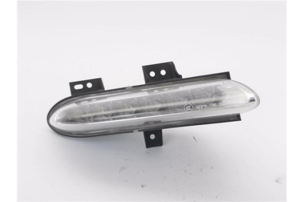 Recambio de piloto led defensa delantero derecho para renault grand scénic iii (jz0/1_) 1.5 dci referencia OEM IAM 266003179R  