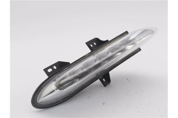 Recambio de piloto led defensa delantero derecho para renault grand scénic iii (jz0/1_) 1.5 dci referencia OEM IAM 266003179R  
