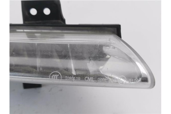 Recambio de piloto led defensa delantero derecho para renault grand scénic iii (jz0/1_) 1.5 dci referencia OEM IAM 266003179R  