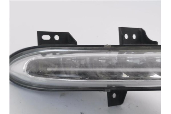 Recambio de piloto led defensa delantero derecho para renault grand scénic iii (jz0/1_) 1.5 dci referencia OEM IAM 266003179R  