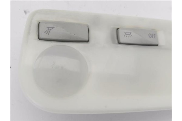 Recambio de luz trasero central techo para renault grand scénic iii (jz0/1_) 1.5 dci referencia OEM IAM 264300008R  