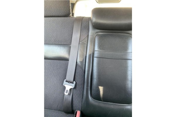 Recambio de cinturon seguridad trasero central para volvo v70 familiar 2.5 referencia OEM IAM 9167309  