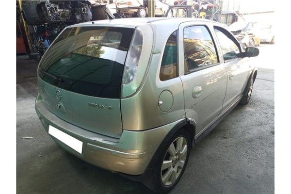 opel corsa c del año 2006