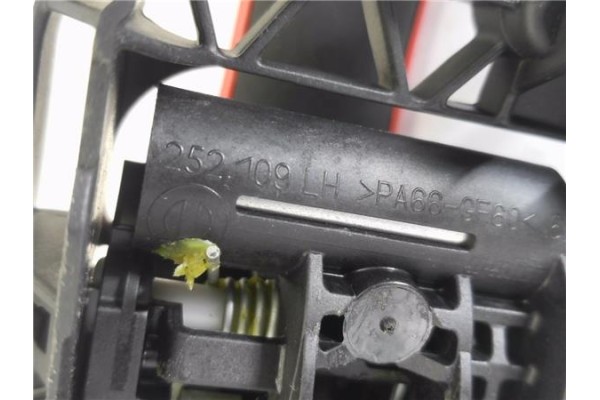 Recambio de manilla ext. puerta delantero izquierda para jeep renegade (bu) 1.6 limited fwd referencia OEM IAM 252109LH  