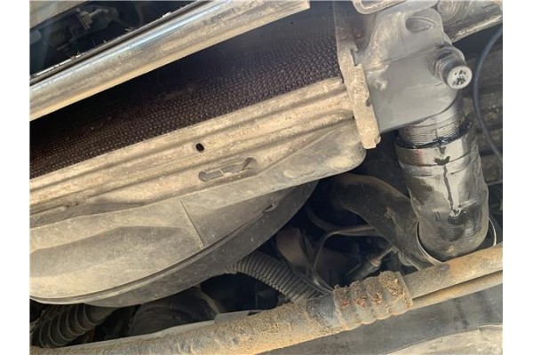 Recambio de radiador para volvo v70 familiar 2.5 referencia OEM IAM 8603767  