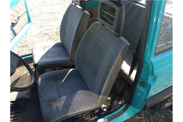 Recambio de asiento delantero izquierdo para seat marbella 0.9 referencia OEM IAM   