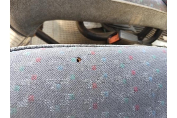 Recambio de asiento delantero izquierdo para seat marbella 0.9 referencia OEM IAM   