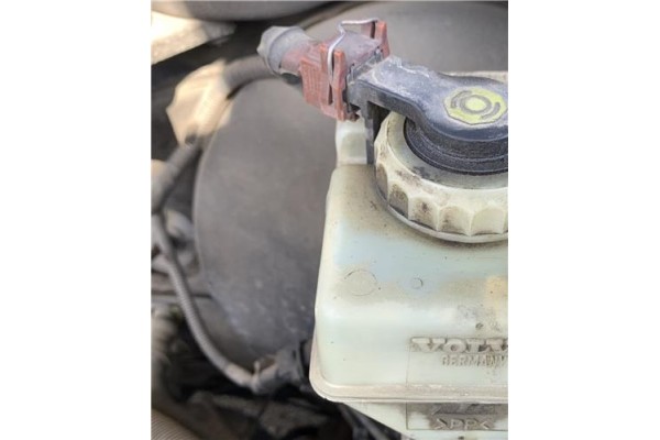 Recambio de servofreno para volvo v70 familiar 2.5 referencia OEM IAM 9438037  