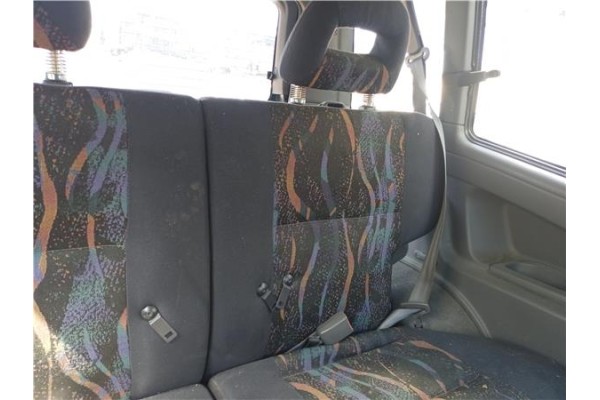 Recambio de asientos traseros para nissan terrano ii (r20) 2.4 i 12v 4wd referencia OEM IAM   