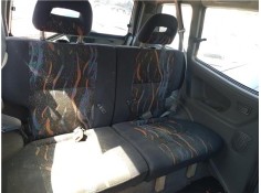 Recambio de asientos traseros para nissan terrano ii (r20) 2.4 i 12v 4wd referencia OEM IAM   
