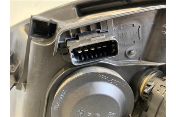 Recambio de faro delantero dcho para renault grand scénic iii (jz0/1_) 1.5 dci referencia OEM IAM 260106928R 89906002 