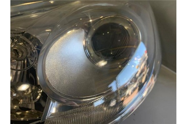 Recambio de faro xenon izquierdo para peugeot 407 sw 2.0 hdi 135 referencia OEM IAM 620892  