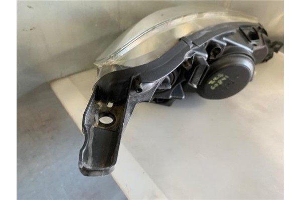 Recambio de faro xenon izquierdo para peugeot 407 sw 2.0 hdi 135 referencia OEM IAM 620892  