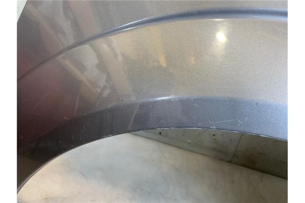 Recambio de aleta delantero derecha para opel zafira 1.9 cdti referencia OEM IAM 93184412 6102356 