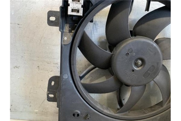 Recambio de electroventilador para citroen c3 1.2 feel referencia OEM IAM 9812028580 FS2056 