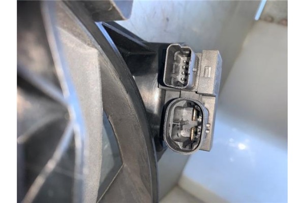 Recambio de electroventilador para citroen c3 1.2 feel referencia OEM IAM 9812028580 FS2056 
