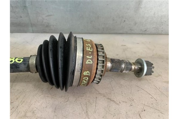 Recambio de palier delantero izquierdo para opel vectra b berlina 1.8 i 16v referencia OEM IAM 374305  