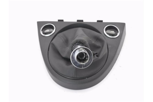 Recambio de embellecedor palanca cambio para fiat 500 1.2 referencia OEM IAM K1RY99JD7AB  