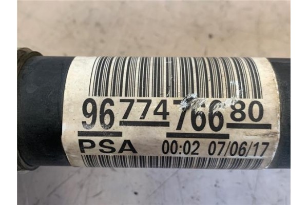 Recambio de palier delantero derecho para citroen c3 1.2 feel referencia OEM IAM 9677476680  
