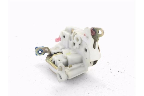 Recambio de cierre electromagnetico delantero derecho para nissan cabstar casbtar e referencia OEM IAM 80502MA00A  