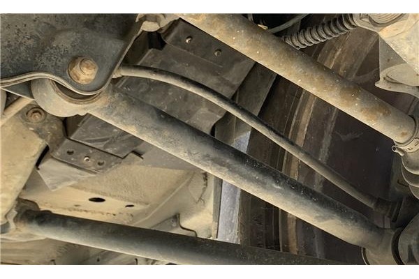 Recambio de brazo inferior trasero derecho para land rover freelander (ln) 2.0 hse familiar referencia OEM IAM RGD000110  