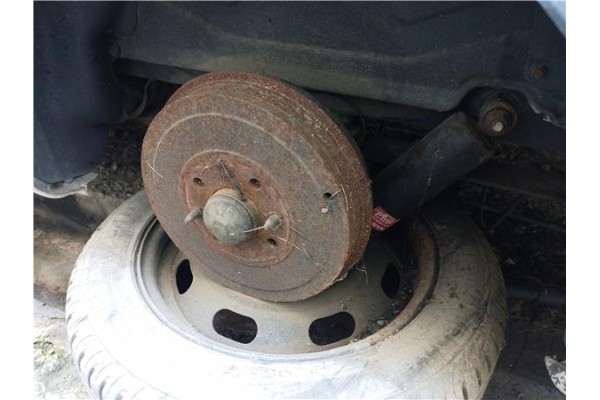 Recambio de mangueta trasero izquierda para fiat i doblo (223) cargo 1.9 jtd referencia OEM IAM   