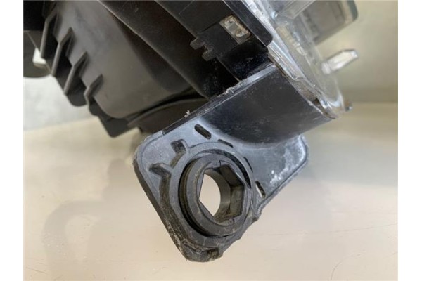 Recambio de faro delantero izquierdo para citroen c5 tourer 2.0 business class referencia OEM IAM 9684845580 89901888 