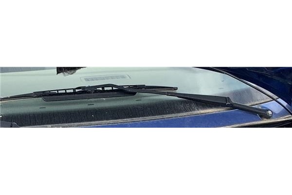 Recambio de brazo limpiaparabrisas delantero izquierdo para volkswagen transporter iv furgón (70xa) 2.5 tdi referencia OEM IAM 7