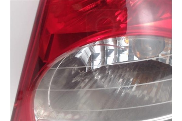 Recambio de piloto trasero derecho para renault clio ii fase i (b/cb0) 1.2 (b/cb0f, b/cb0a, b/cb10, b/cb1k, b/cb2d, b/cb2h) refe