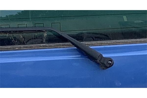 Recambio de motor limpiaparabrisas trasero para volkswagen transporter iv furgón (70xa) 2.5 tdi referencia OEM IAM 701955713A 70