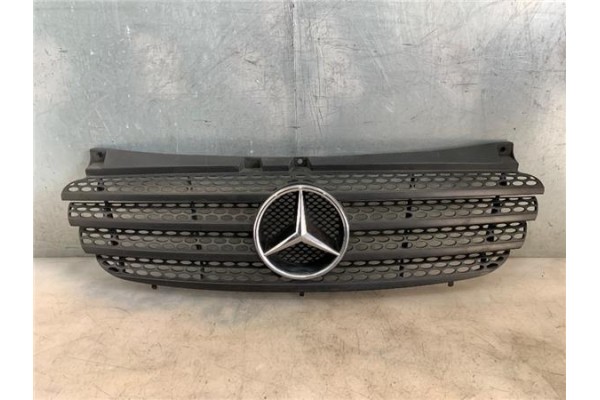 Recambio de rejilla paragolpes delantero para mercedes-benz vito / mixto furgón (w639) 115 cdi referencia OEM IAM A6398800185  